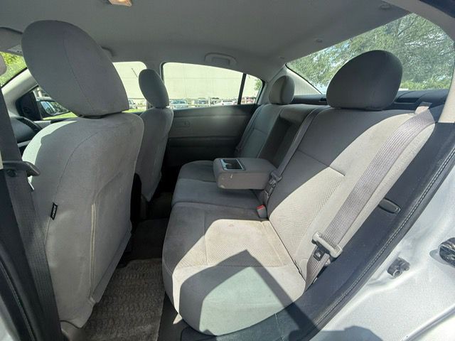 2012 Nissan Sentra Image 11