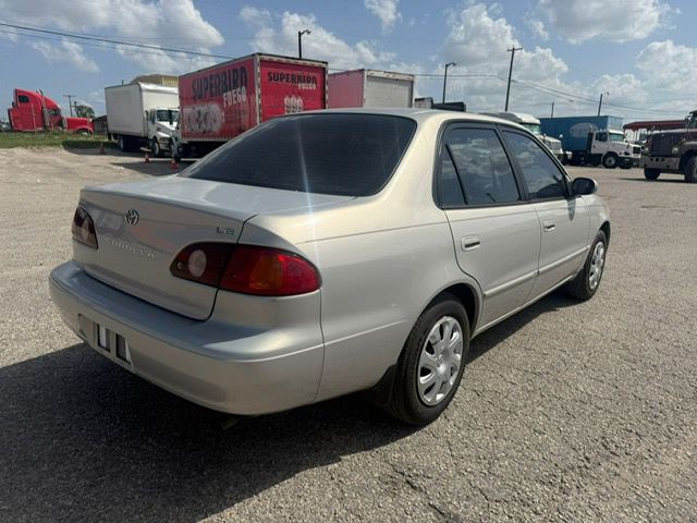 2002 Toyota Corolla Image 4