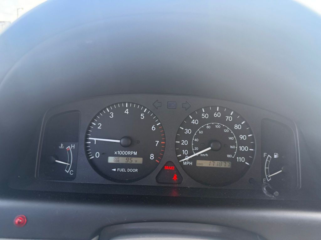 2002 Toyota Corolla Image 9