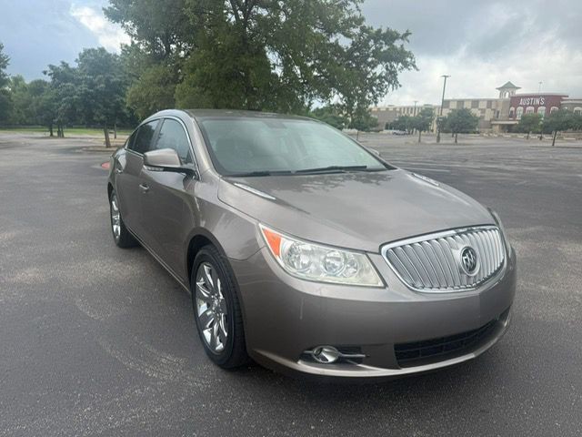 2011 Buick Lacrosse Image 2