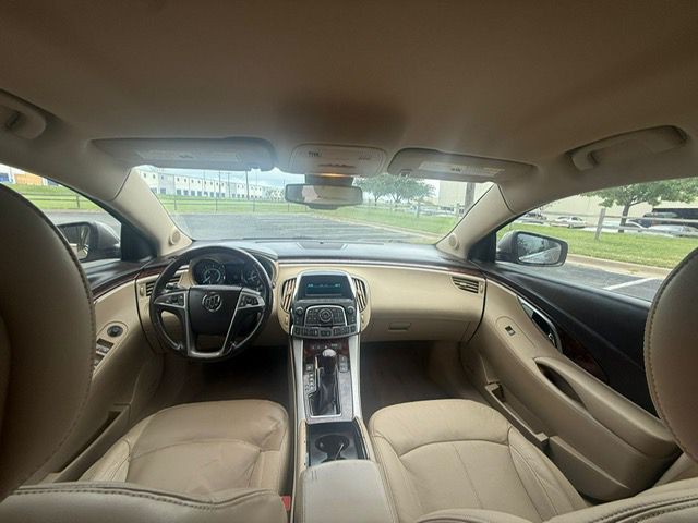 2011 Buick Lacrosse Image 13