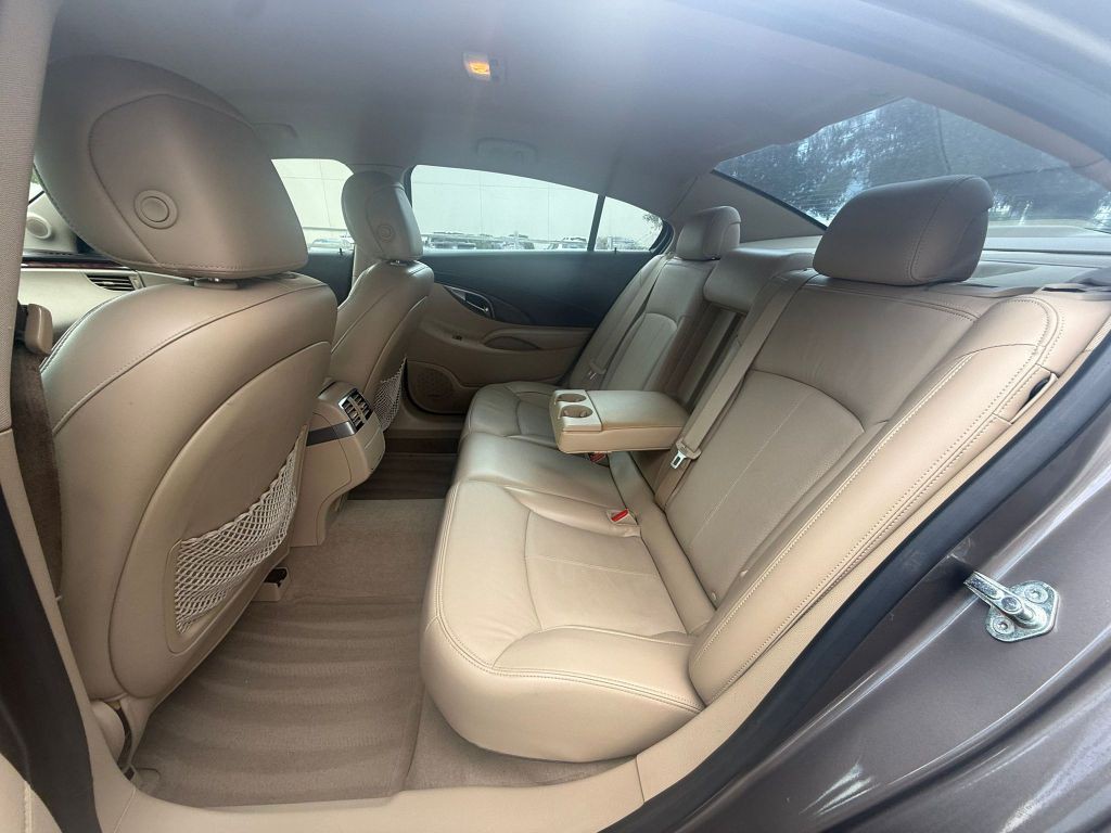 2011 Buick Lacrosse Image 14
