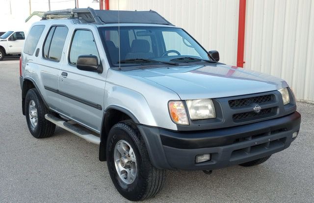 2000 Nissan Xterra Image 4