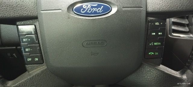 2008 Ford Edge Image 9