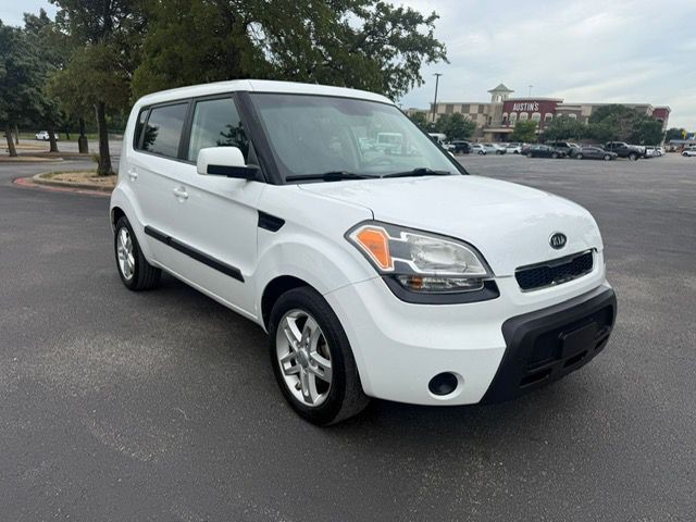 2011 Kia Soul Image 2
