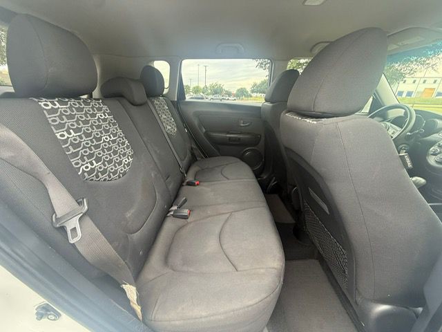 2011 Kia Soul Image 12