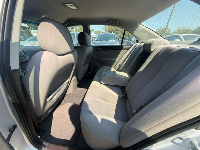 2010 Hyundai Sonata Image 10