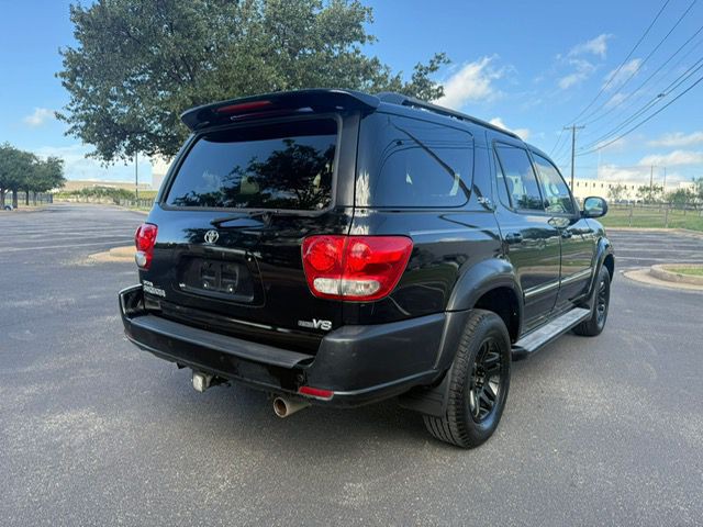 2006 Toyota Sequoia Image 2