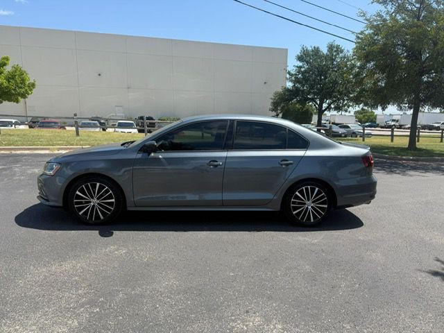 2017 Volkswagen Jetta Image 7