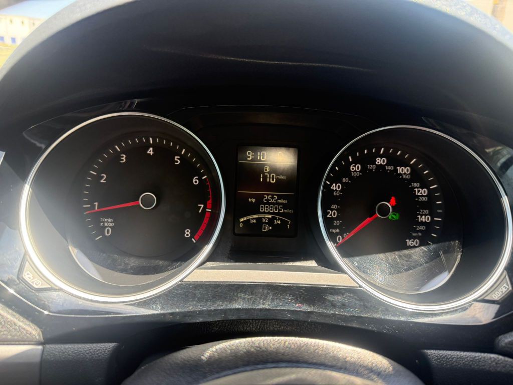 2017 Volkswagen Jetta Image 9