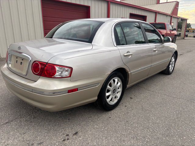 2005 Kia Amanti Image 6
