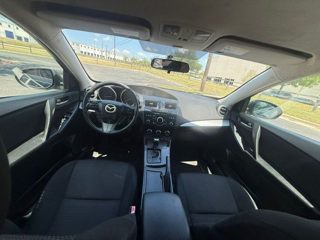 2013 Mazda Mazda3 Image 11