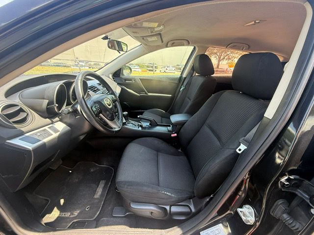2013 Mazda Mazda3 Image 12