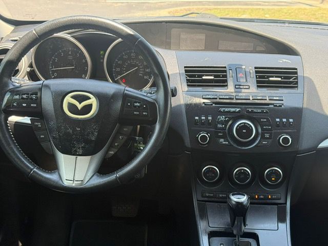 2013 Mazda Mazda3 Image 14