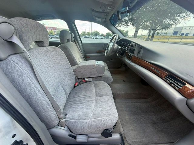 2003 Buick LeSabre Image 11