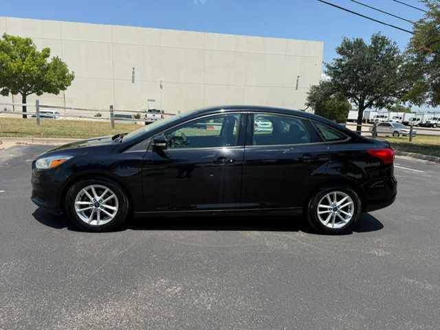 2017 Ford Focus Image 3