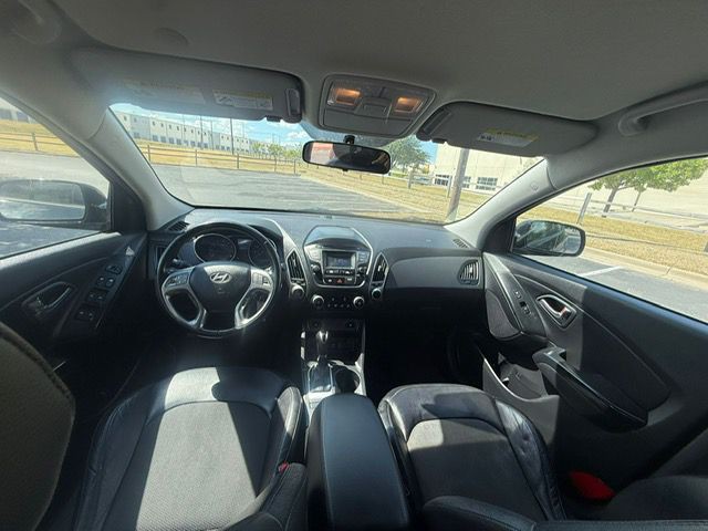 2015 Hyundai Tucson Image 16