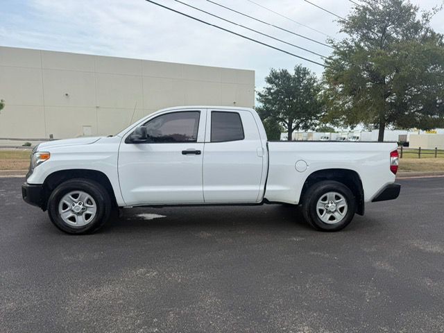 2017 Toyota Tundra Image 4