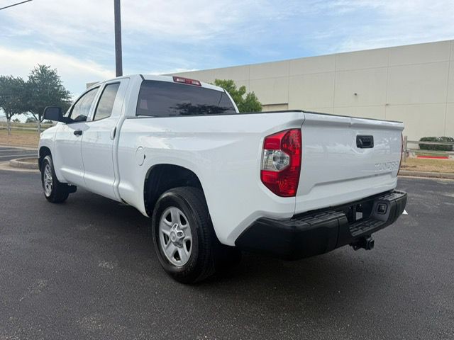 2017 Toyota Tundra Image 5
