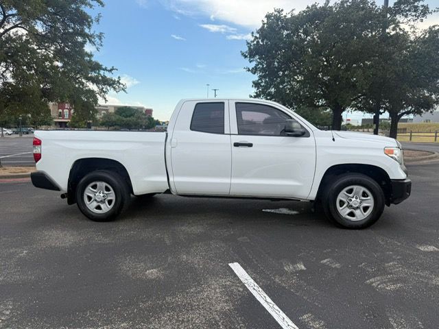 2017 Toyota Tundra Image 8