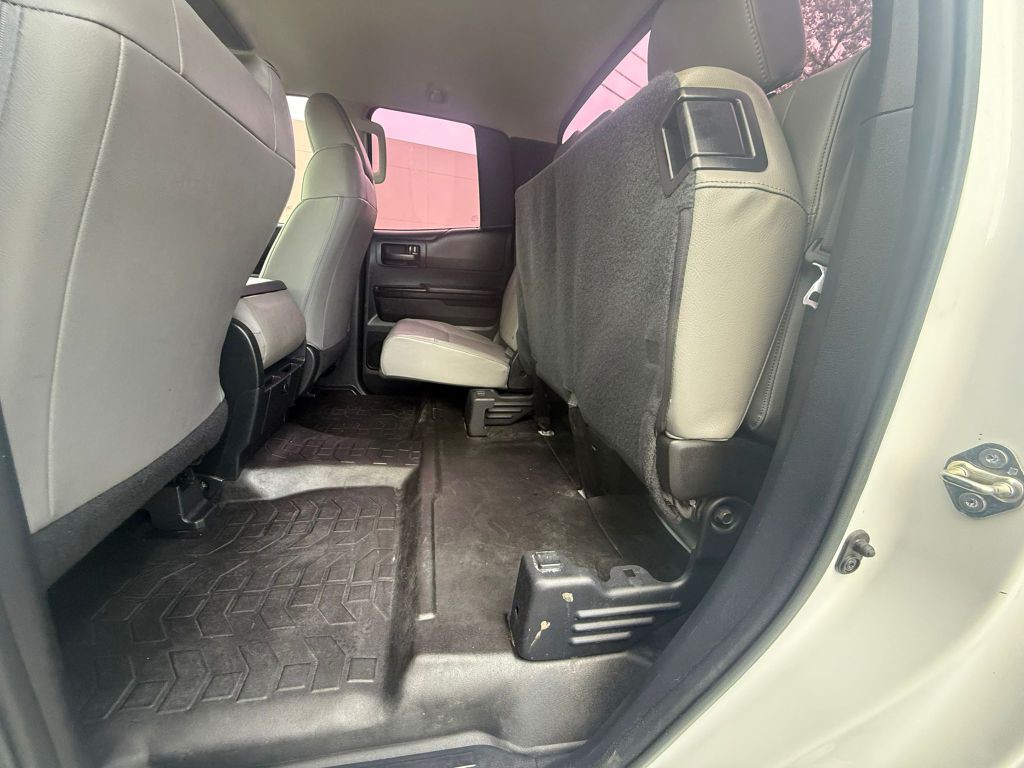 2017 Toyota Tundra Image 16
