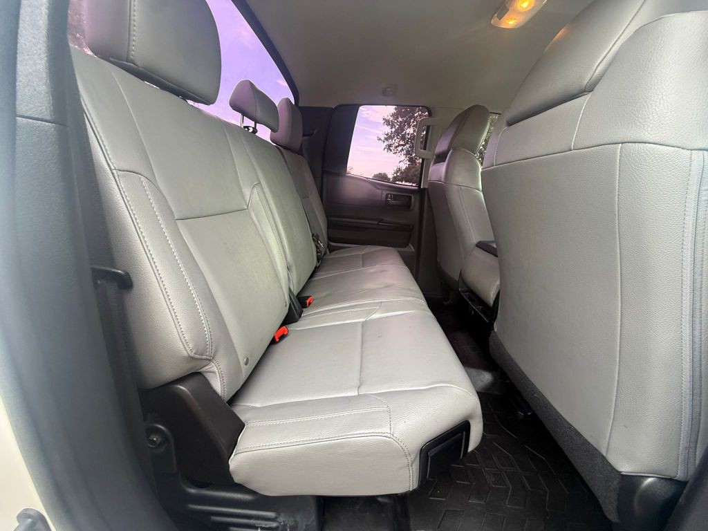 2017 Toyota Tundra Image 19