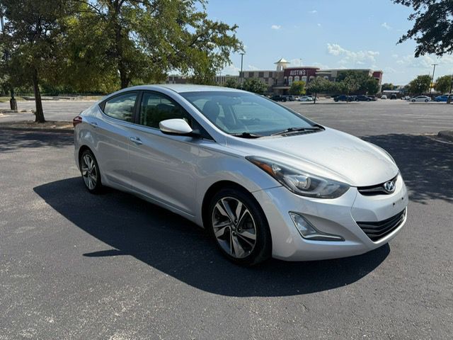 2014 Hyundai Elantra Image 2