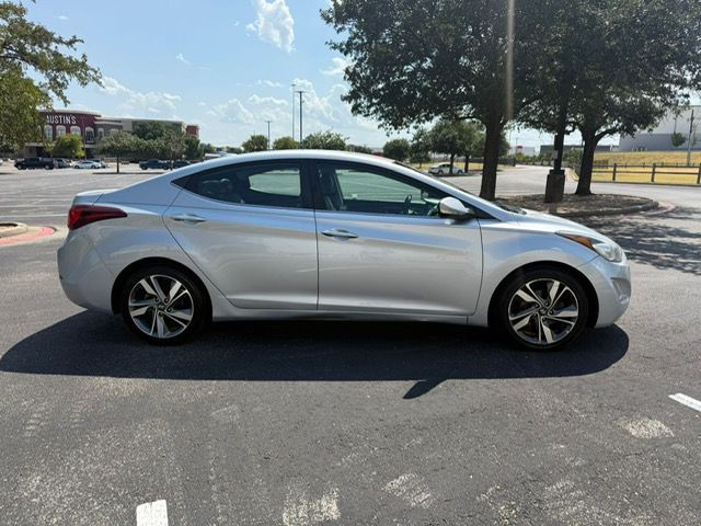 2014 Hyundai Elantra Image 8