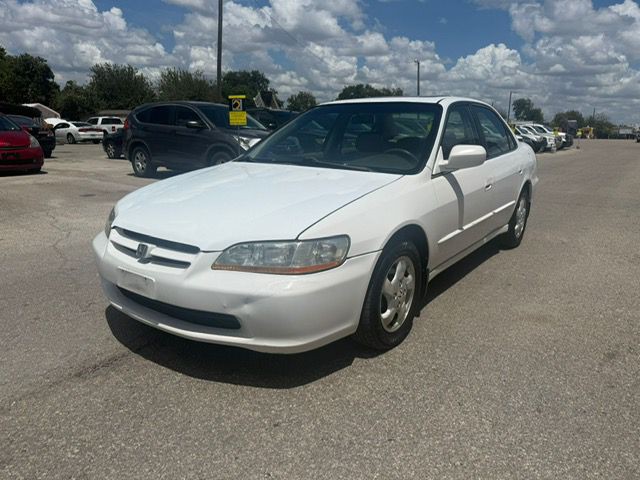 2000 Honda Accord Image 2