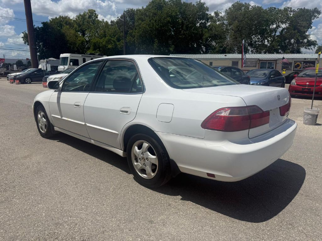 2000 Honda Accord Image 5