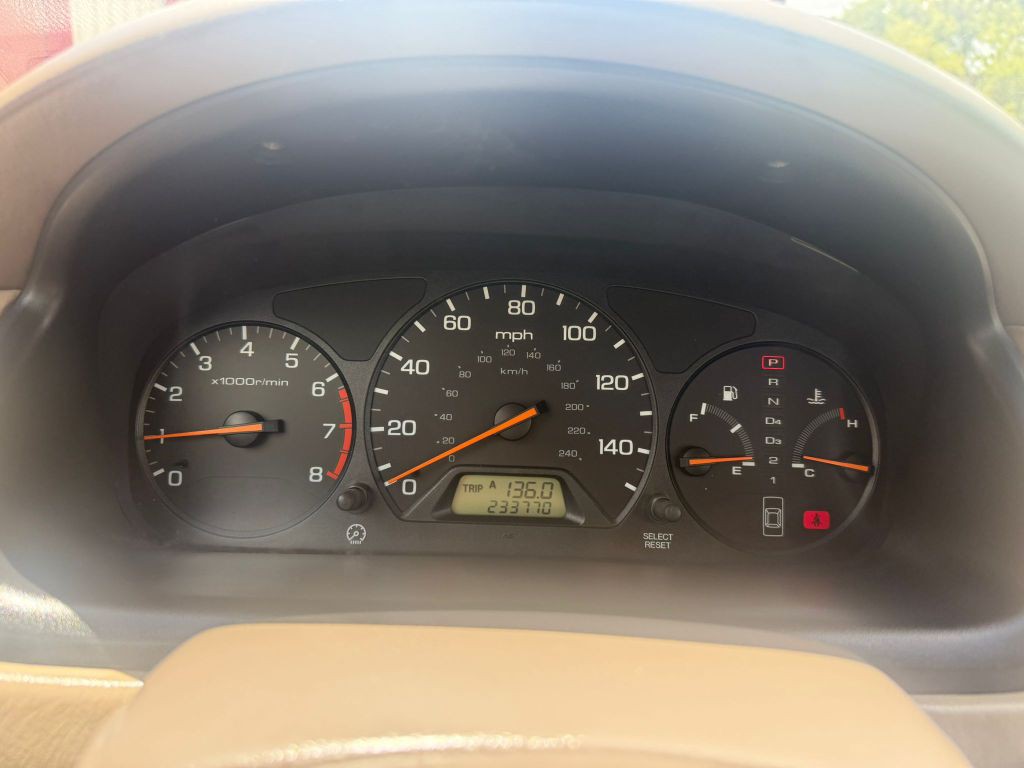 2000 Honda Accord Image 9