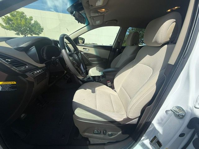 2017 Hyundai Santa Fe Sport Image 12