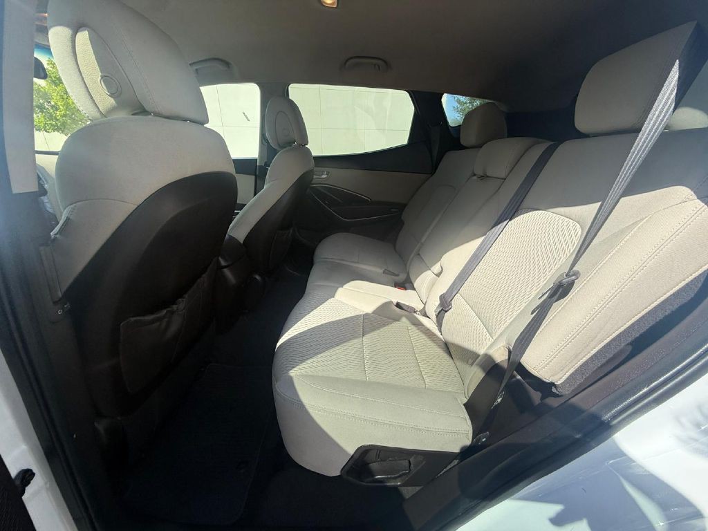 2017 Hyundai Santa Fe Sport Image 13