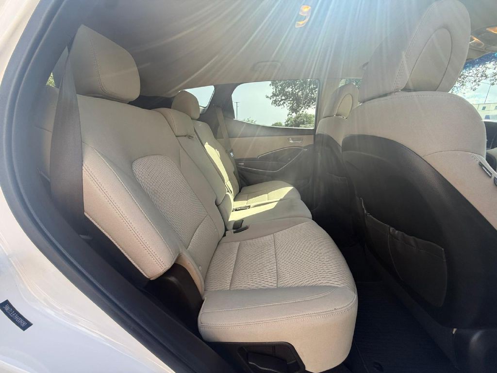 2017 Hyundai Santa Fe Sport Image 14