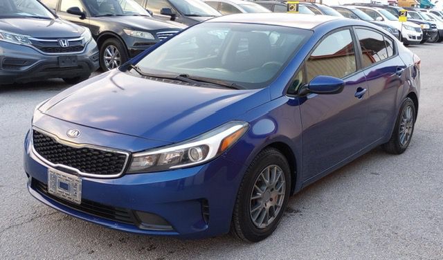 2017 Kia Forte Image 6