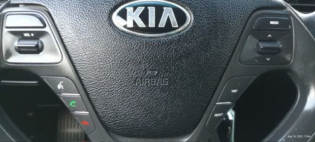 2017 Kia Forte Image 10