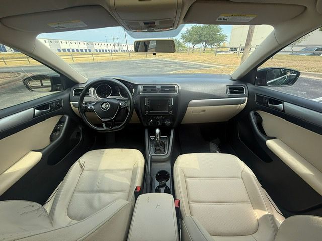 2017 Volkswagen Jetta Image 11