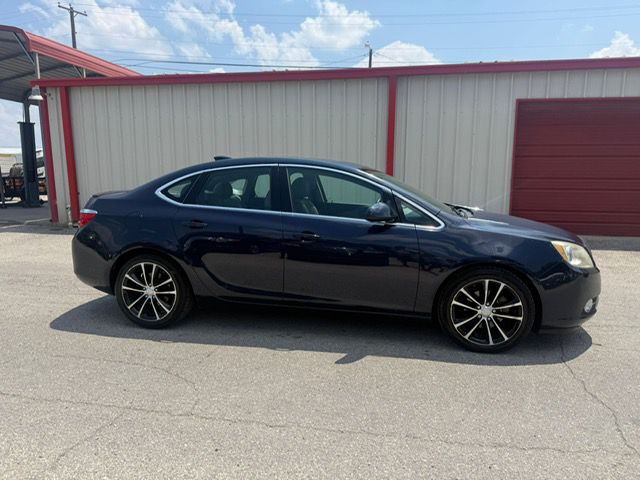 2016 Buick Verano Image 5