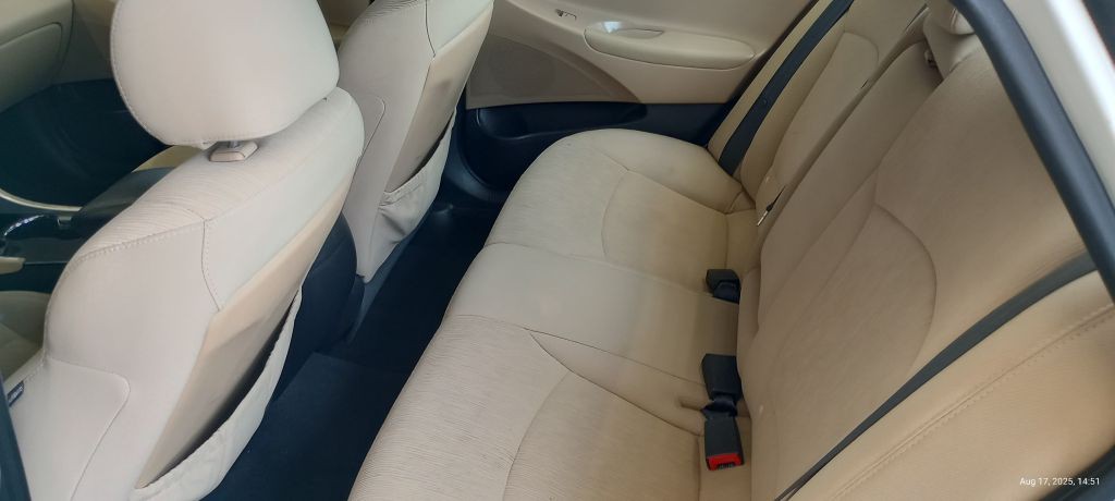 2011 Hyundai Sonata Image 11
