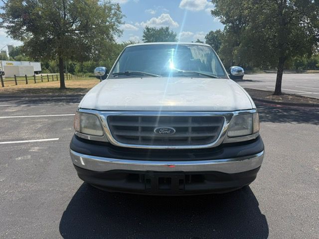 2002 Ford F-150 Image 1