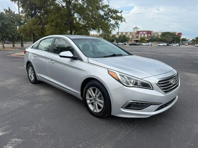2015 Hyundai Sonata Image 3