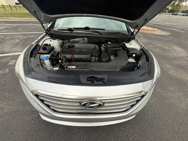 2015 Hyundai Sonata Image 10