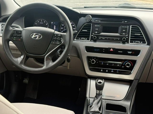 2015 Hyundai Sonata Image 11
