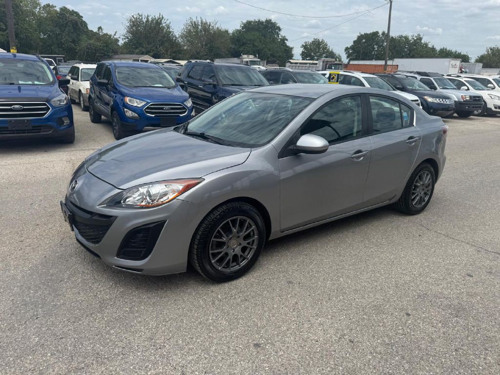 2011 Mazda Mazda3 Image 2