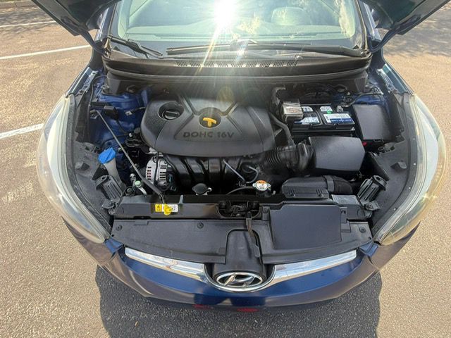 2016 Hyundai Elantra Image 15