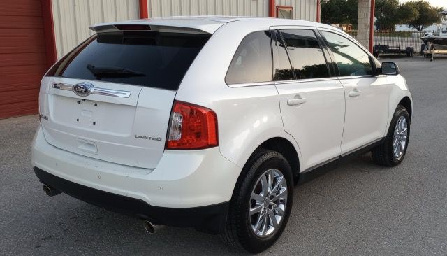 2011 Ford Edge Image 4