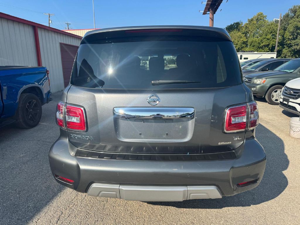 2017 Nissan Armada Image 4