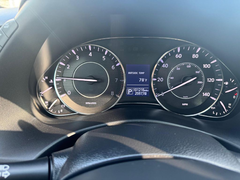 2017 Nissan Armada Image 7