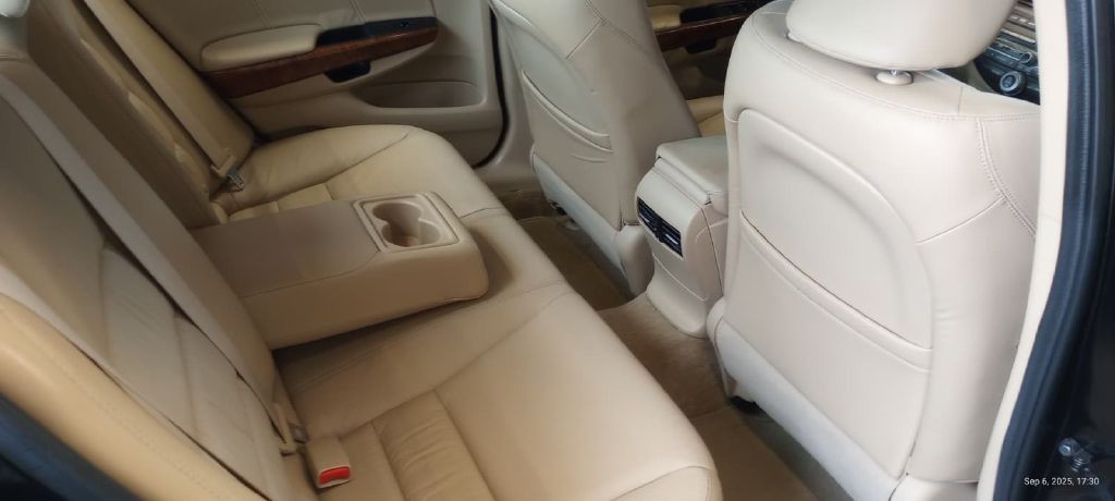 2011 Honda Accord Image 15
