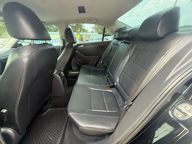 2014 Volkswagen Jetta Image 12